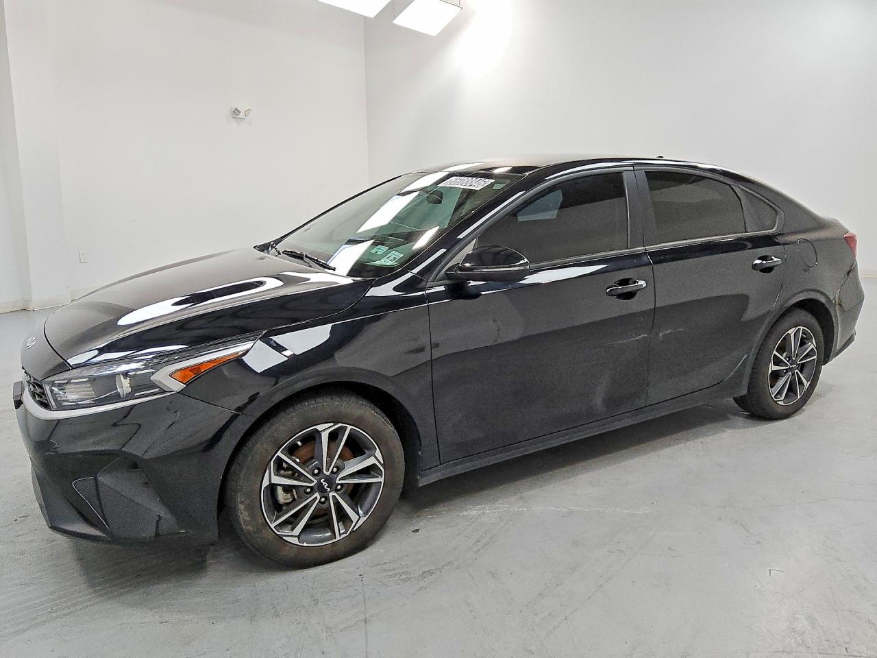 Photo of the 2024 KIA FORTE LXS