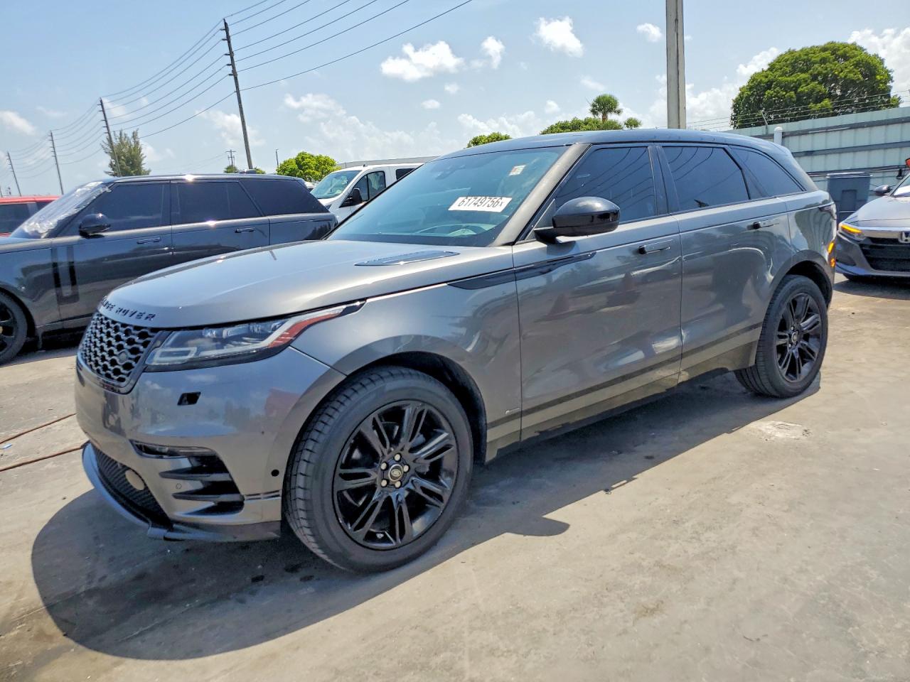 Photo of the 2018 LAND ROVER RANGE ROVER VELAR R-DYNAMIC SE