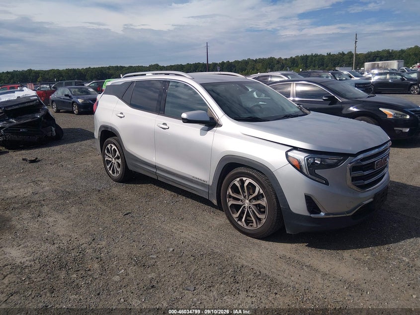 Photo of the 2018 GMC TERRAIN SLT