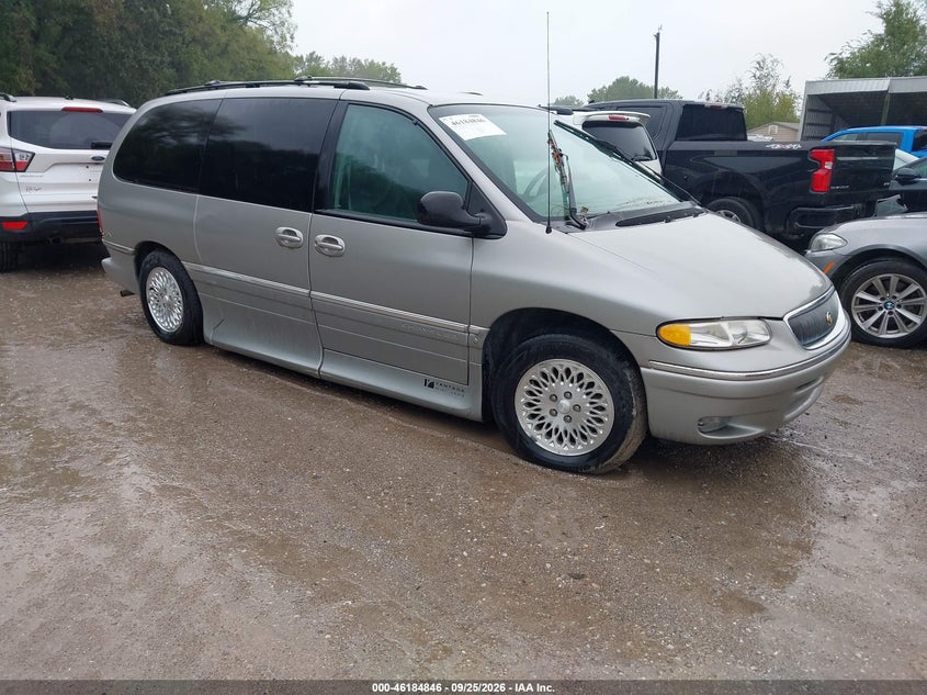 Photo of the 1997 CHRYSLER TOWN & COUNTRY LX