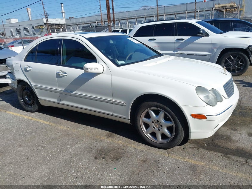 Photo of the 2002 MERCEDES-BENZ C 320