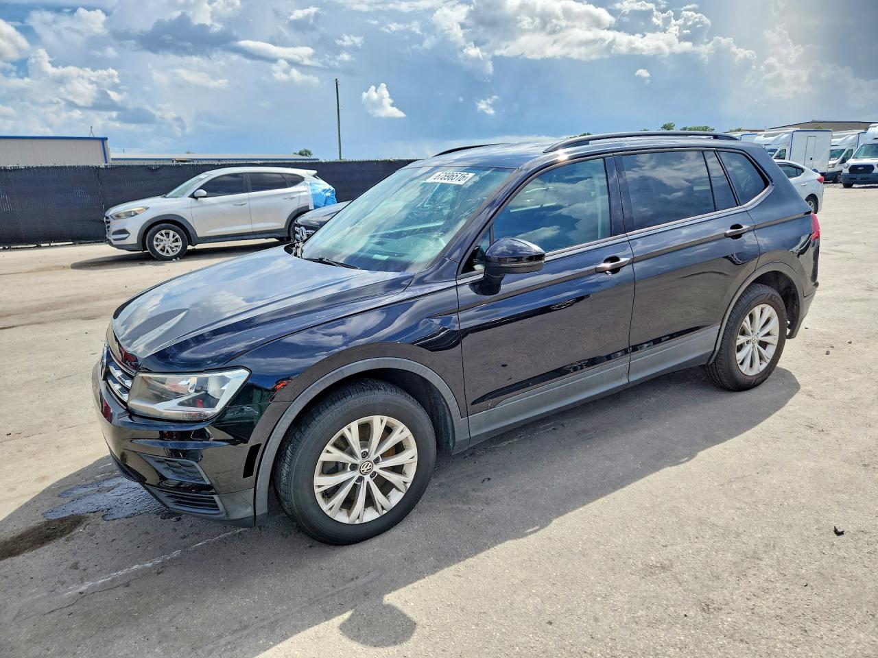 Photo of the 2018 VOLKSWAGEN TIGUAN S