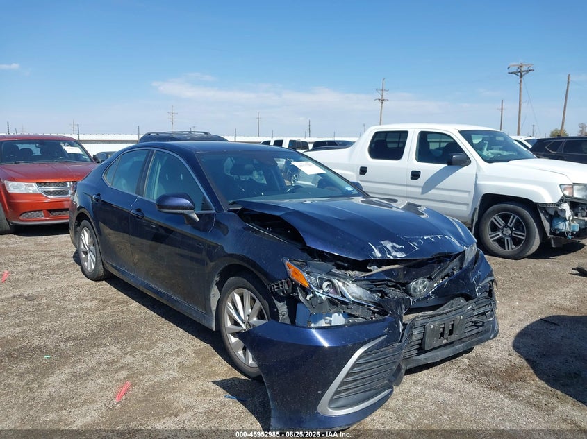 Photo of the 2021 TOYOTA CAMRY LE