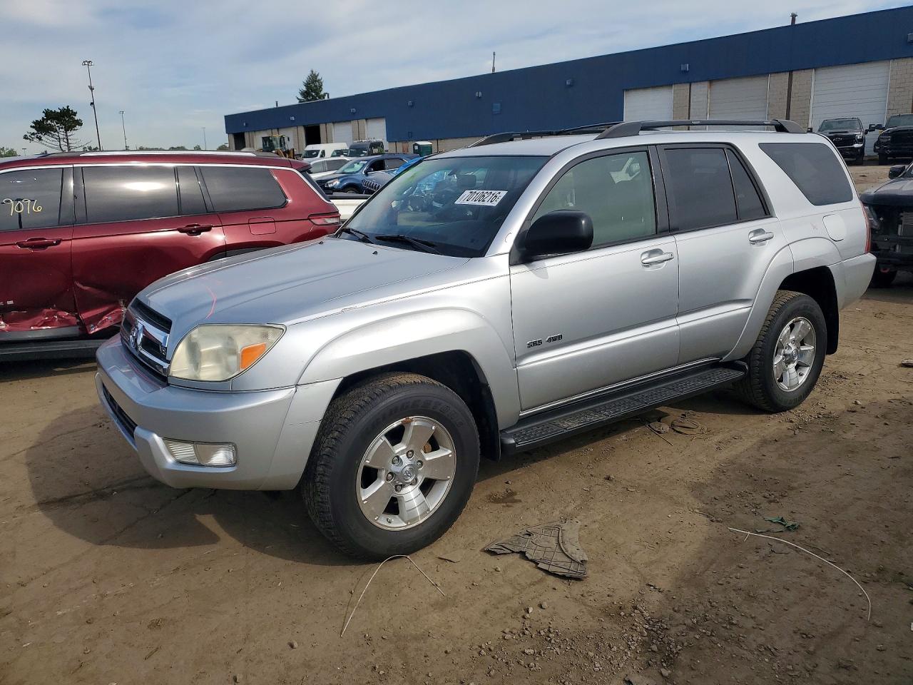 Photo of the 2005 TOYOTA 4RUNNER SR5