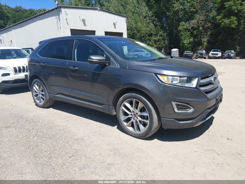 Photo of the 2017 FORD EDGE TITANIUM