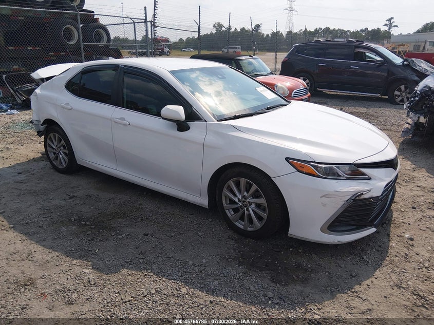 Photo of the 2021 TOYOTA CAMRY LE