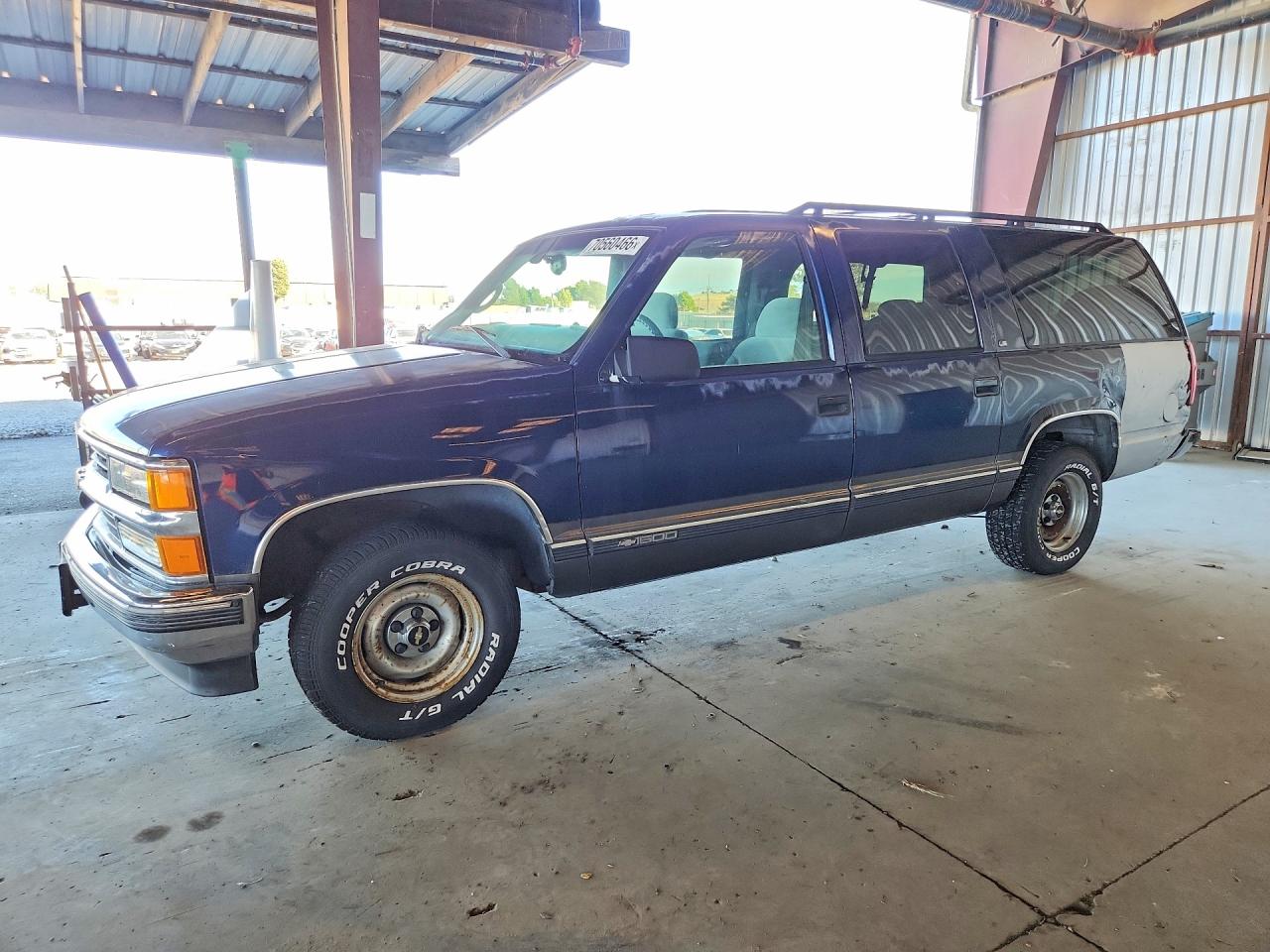 Photo of the 1999 CHEVROLET SUBURBAN C1500