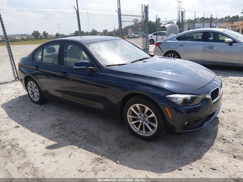 Photo of the 2017 BMW 320I