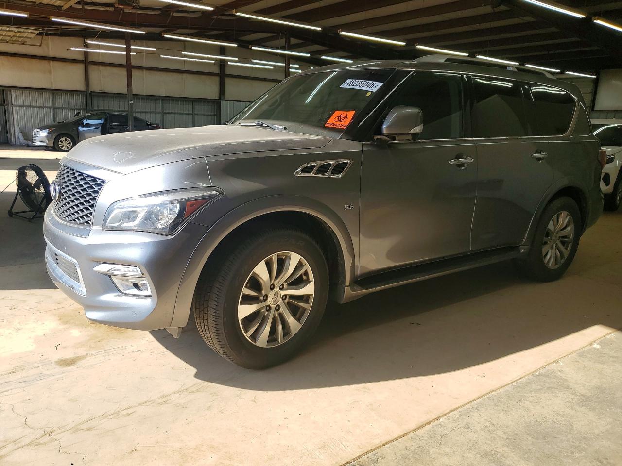 Photo of the 2017 INFINITI QX80 AWD