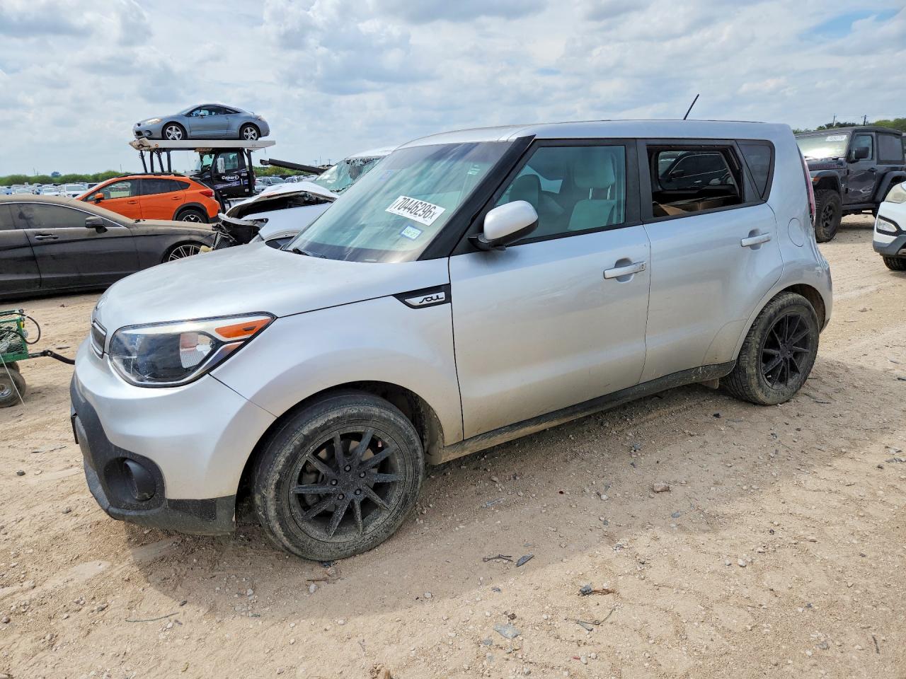 Photo of the 2019 KIA SOUL BASE