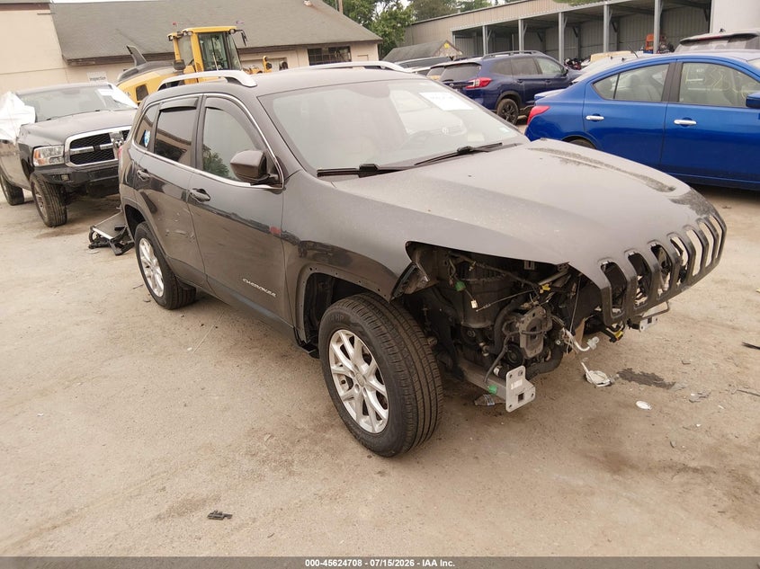 Photo of the 2017 JEEP CHEROKEE LATITUDE