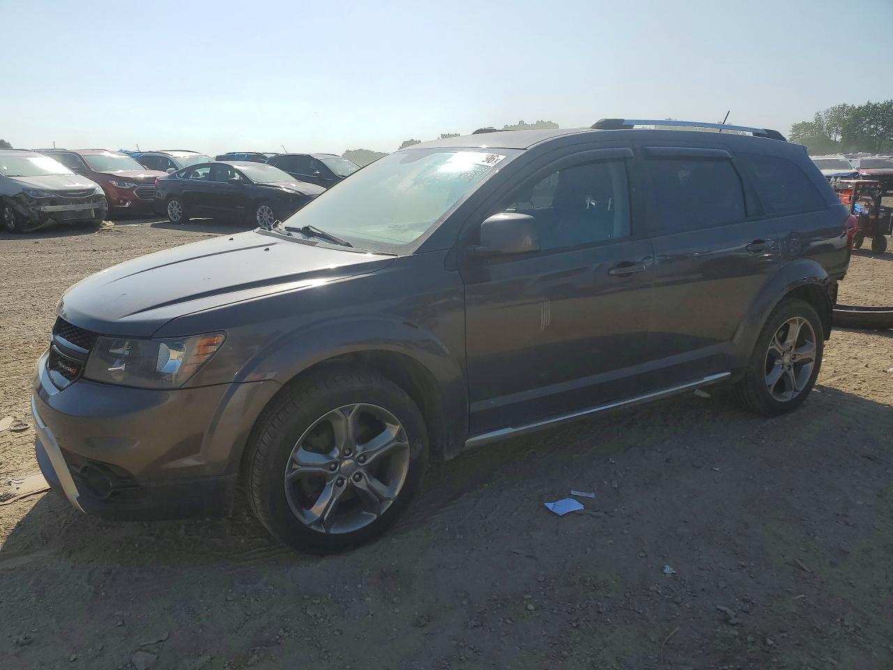 Photo of the 2017 DODGE JOURNEY CROSSROAD
