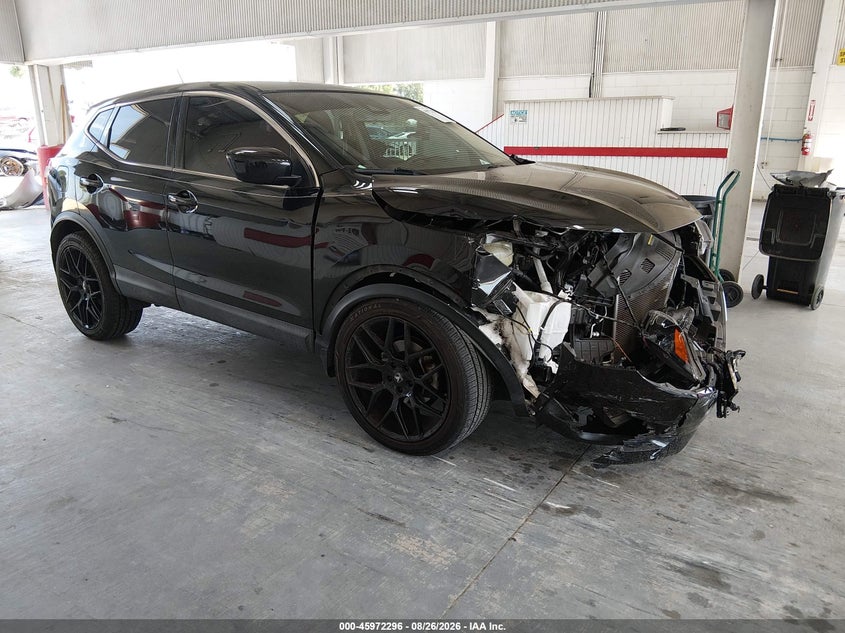 Photo of the 2020 NISSAN ROGUE SPORT S FWD XTRONIC CVT