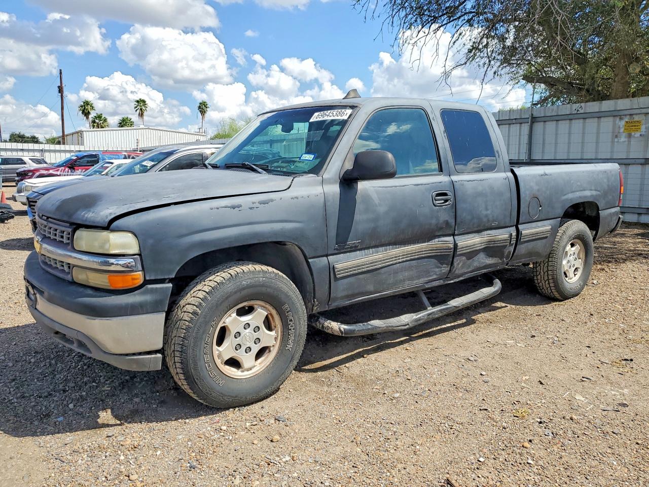 Photo of the 2001 CHEVROLET SILVERADO C1500
