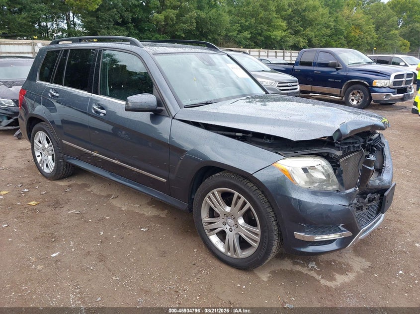Photo of the 2015 MERCEDES-BENZ GLK 350