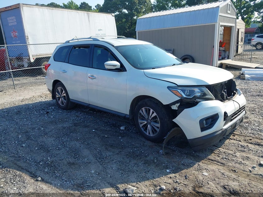 Photo of the 2017 NISSAN PATHFINDER SL