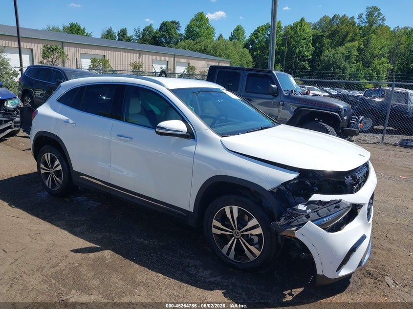 Photo of the 2025 MERCEDES-BENZ GLA 250 4MATIC