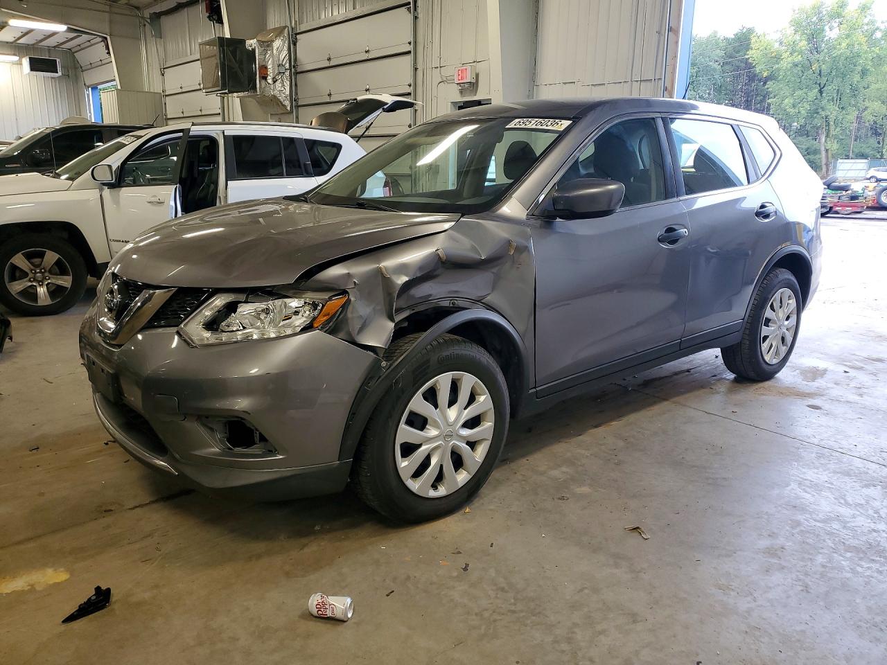 Photo of the 2016 NISSAN ROGUE S