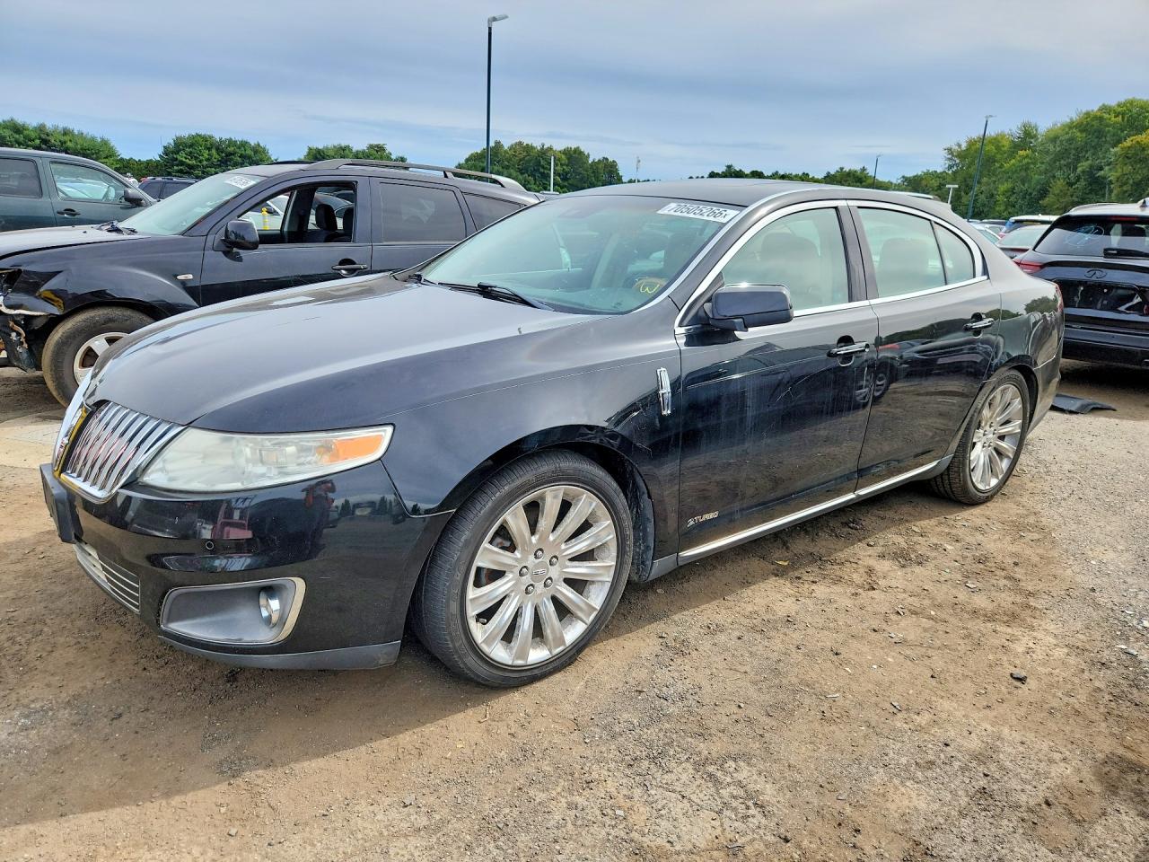 Photo of the 2012 LINCOLN MKS