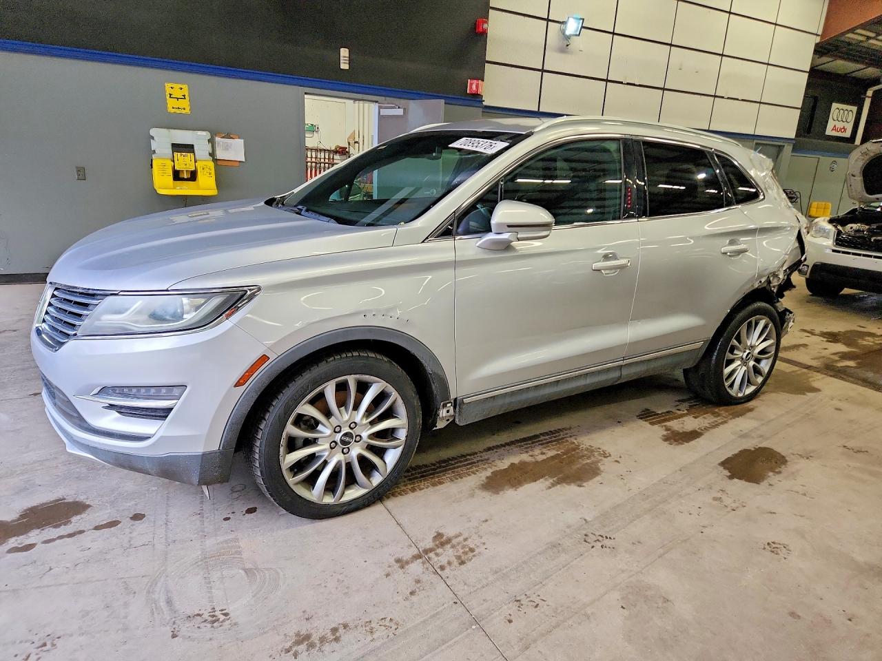 Photo of the 2015 LINCOLN MKC