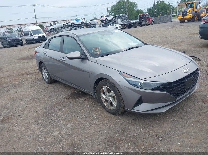 Photo of the 2022 HYUNDAI ELANTRA SE