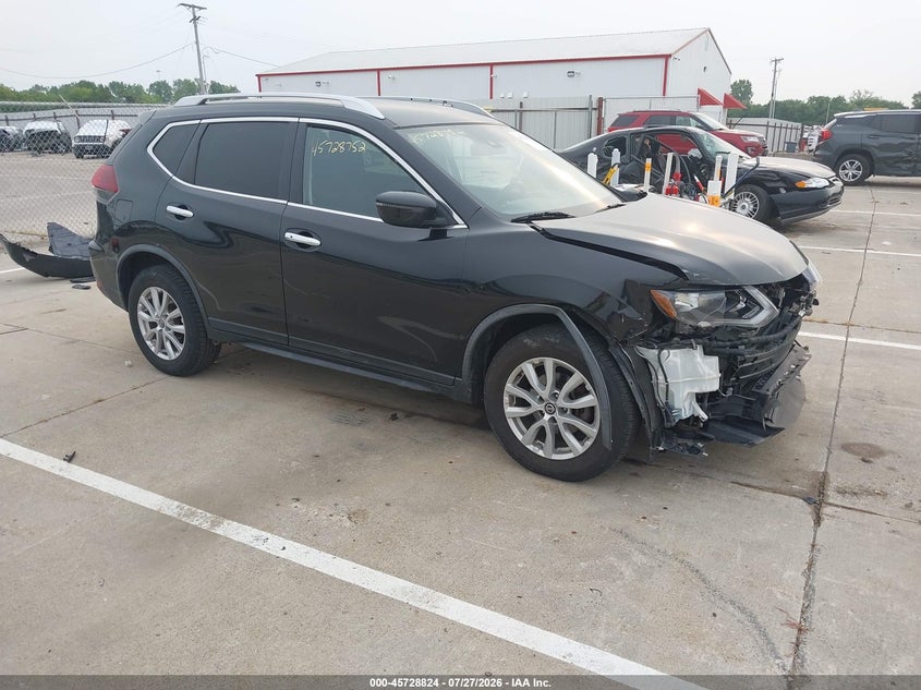 Photo of the 2020 NISSAN ROGUE SV FWD