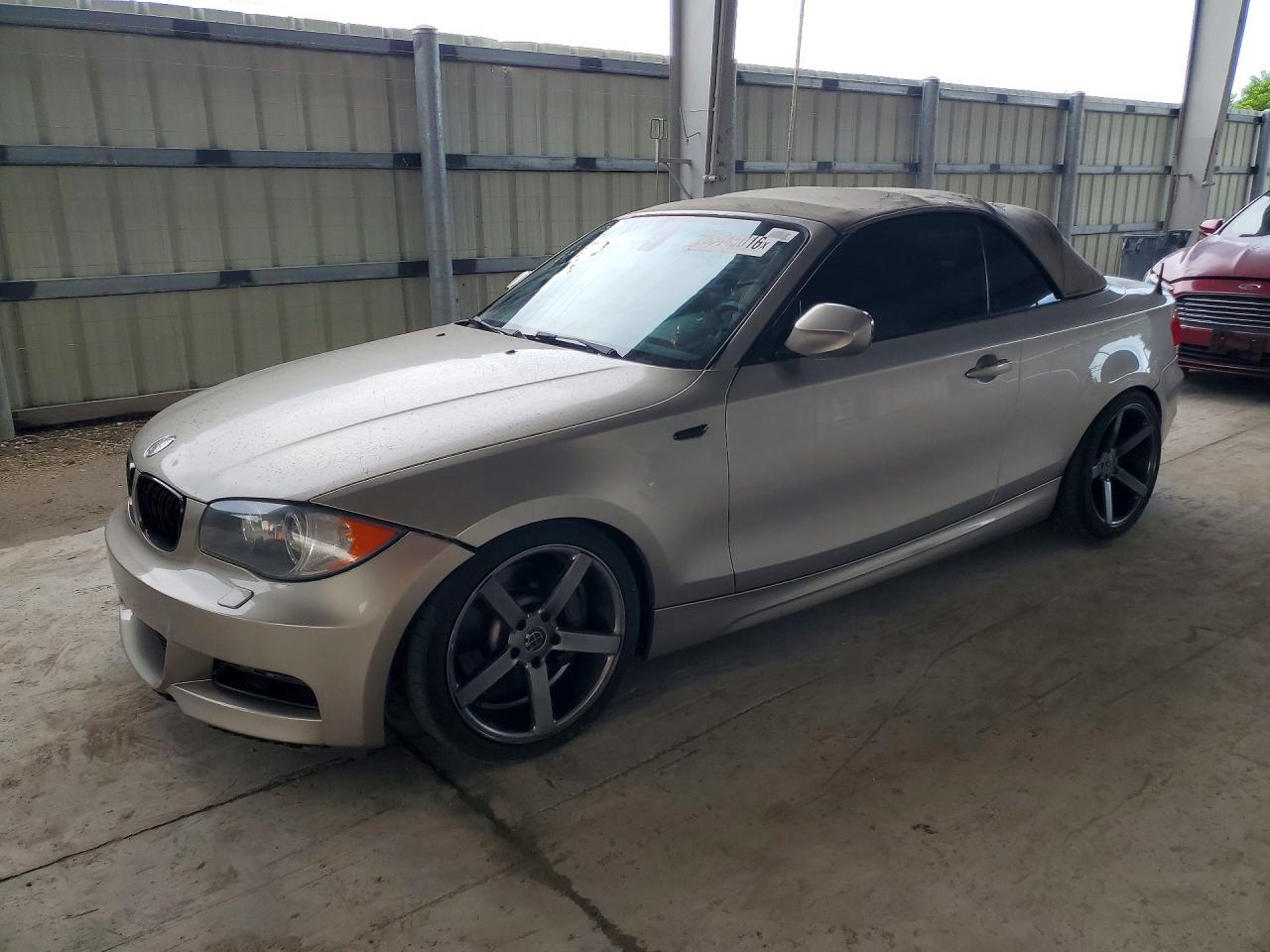 Photo of the 2010 BMW 135 I