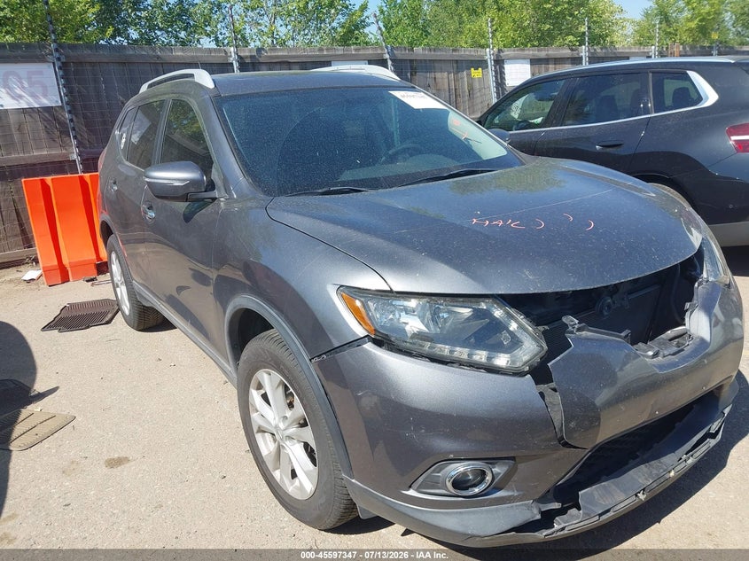 Photo of the 2015 NISSAN ROGUE SV
