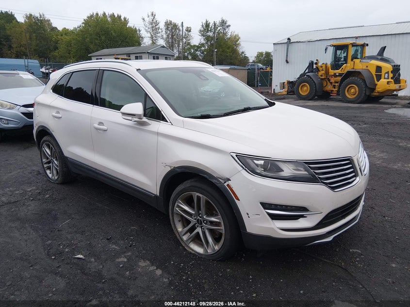 Photo of the 2017 LINCOLN MKC RESERVE