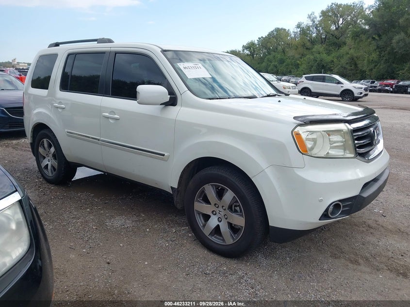 Photo of the 2014 HONDA PILOT TOURING