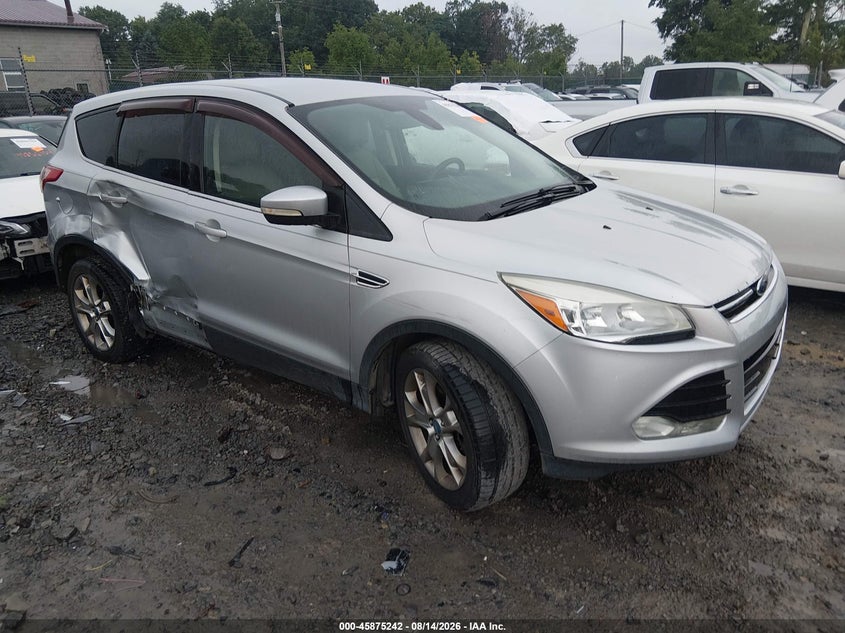 Photo of the 2013 FORD ESCAPE SEL