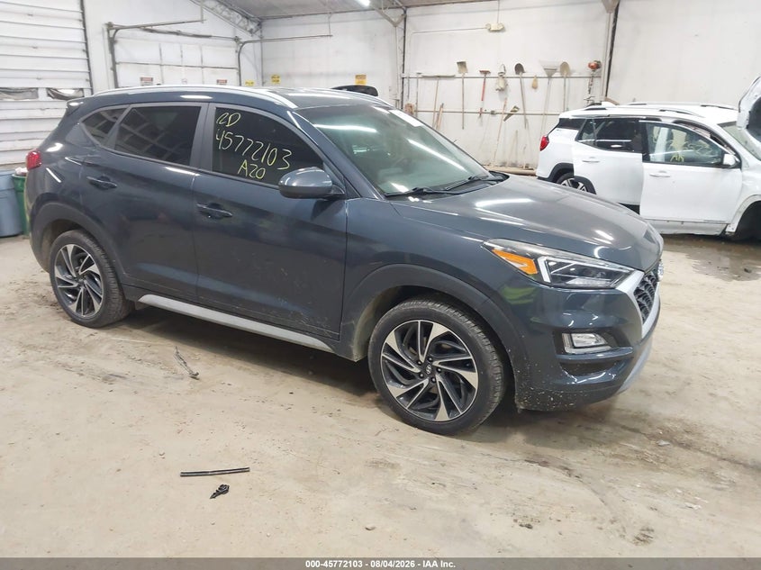 Photo of the 2020 HYUNDAI TUCSON SPORT