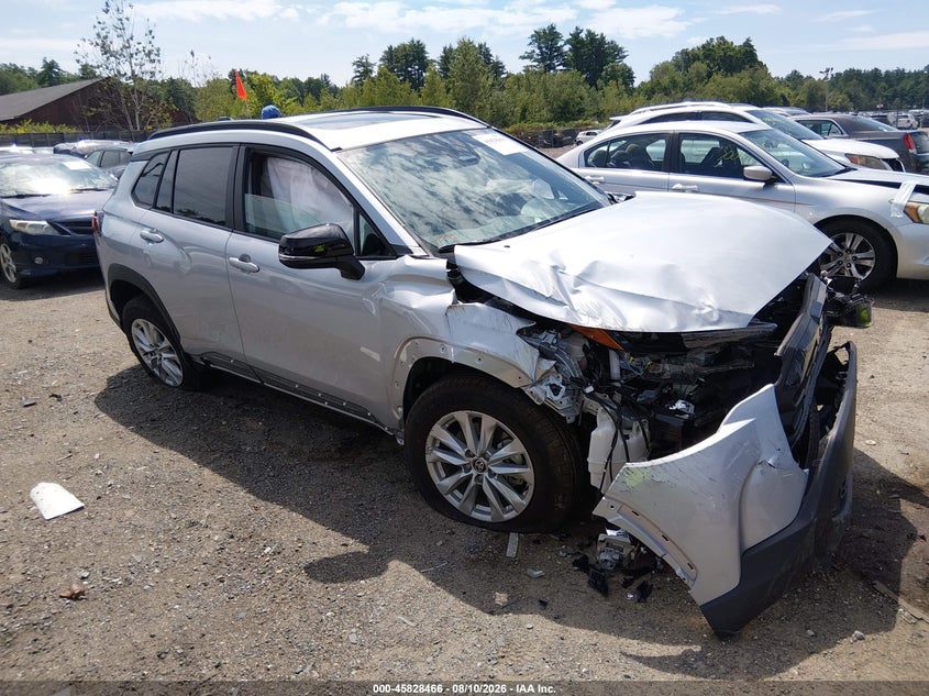 Photo of the 2026 TOYOTA COROLLA CROSS LE