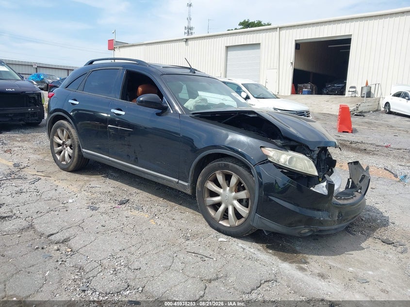 Photo of the 2003 INFINITI FX45