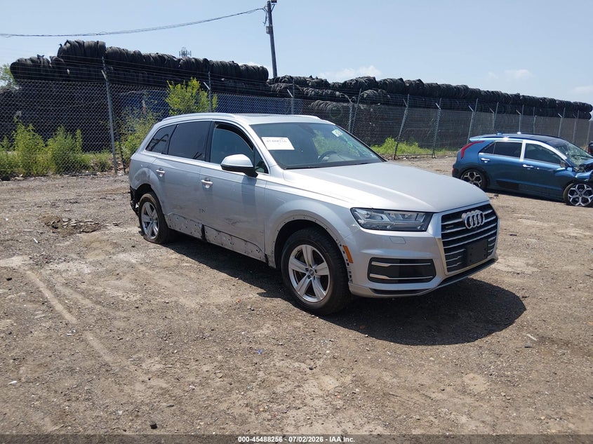 Photo of the 2017 AUDI Q7 2.0T PREMIUM