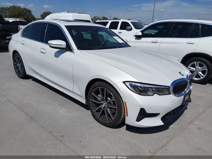 Photo of the 2019 BMW 330I