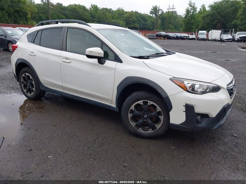 Photo of the 2021 SUBARU CROSSTREK PREMIUM