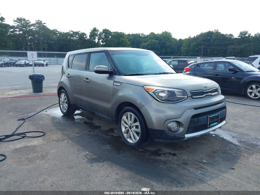 Photo of the 2018 KIA SOUL +