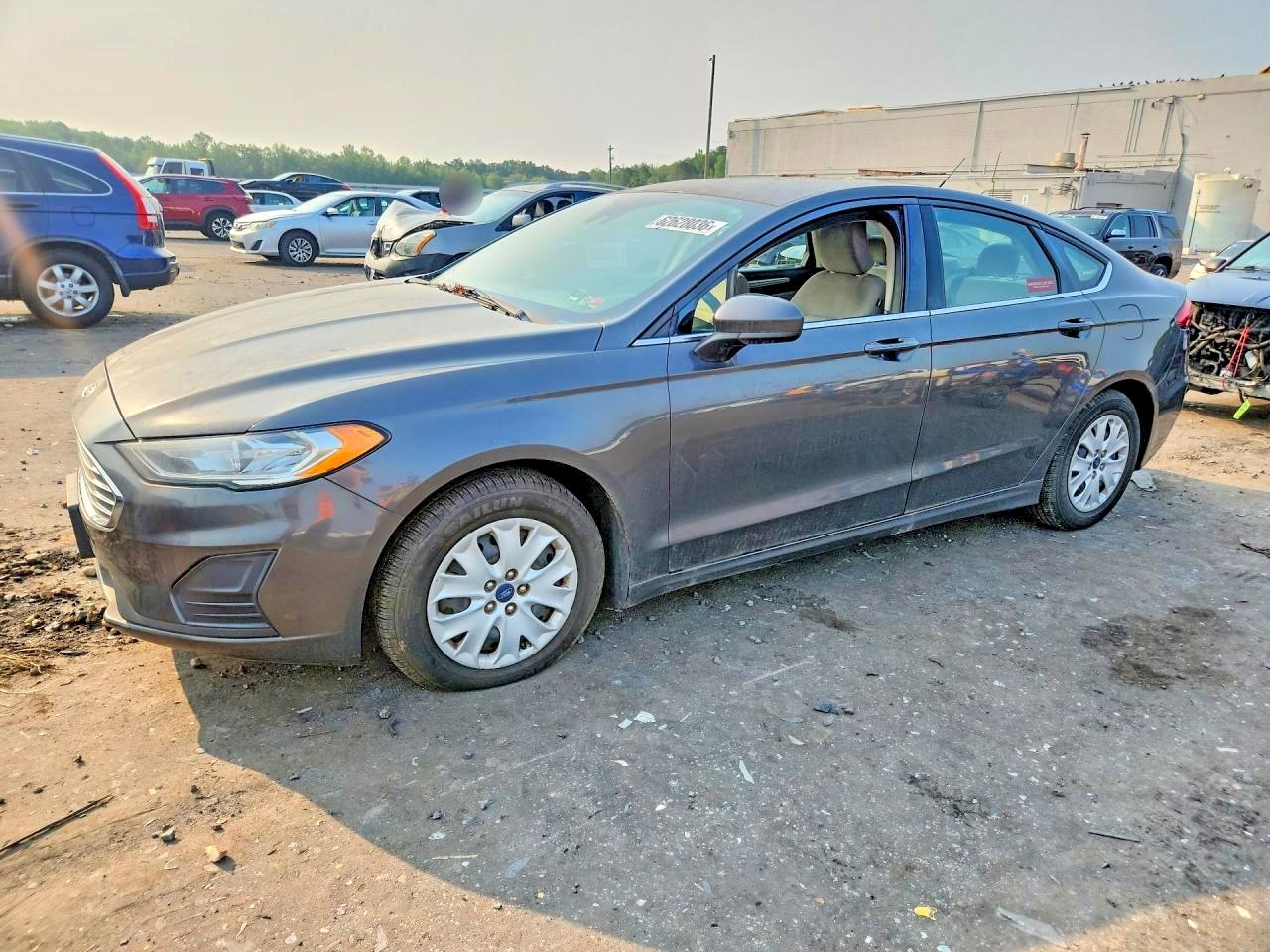 Photo of the 2019 FORD FUSION S