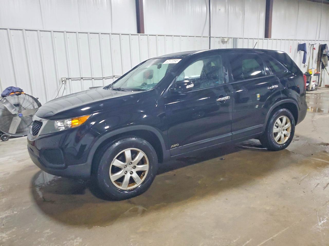 Photo of the 2011 KIA SORENTO LX