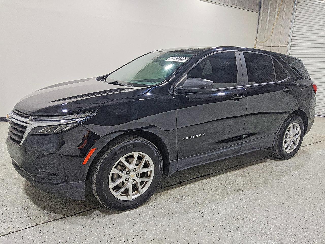 Photo of the 2024 CHEVROLET EQUINOX LS