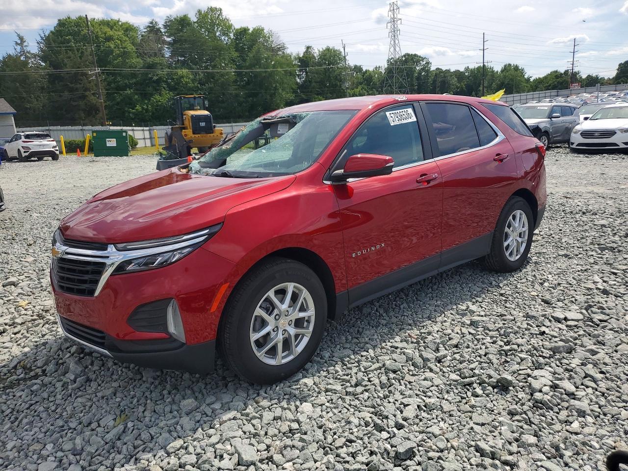 Photo of the 2024 CHEVROLET EQUINOX LT