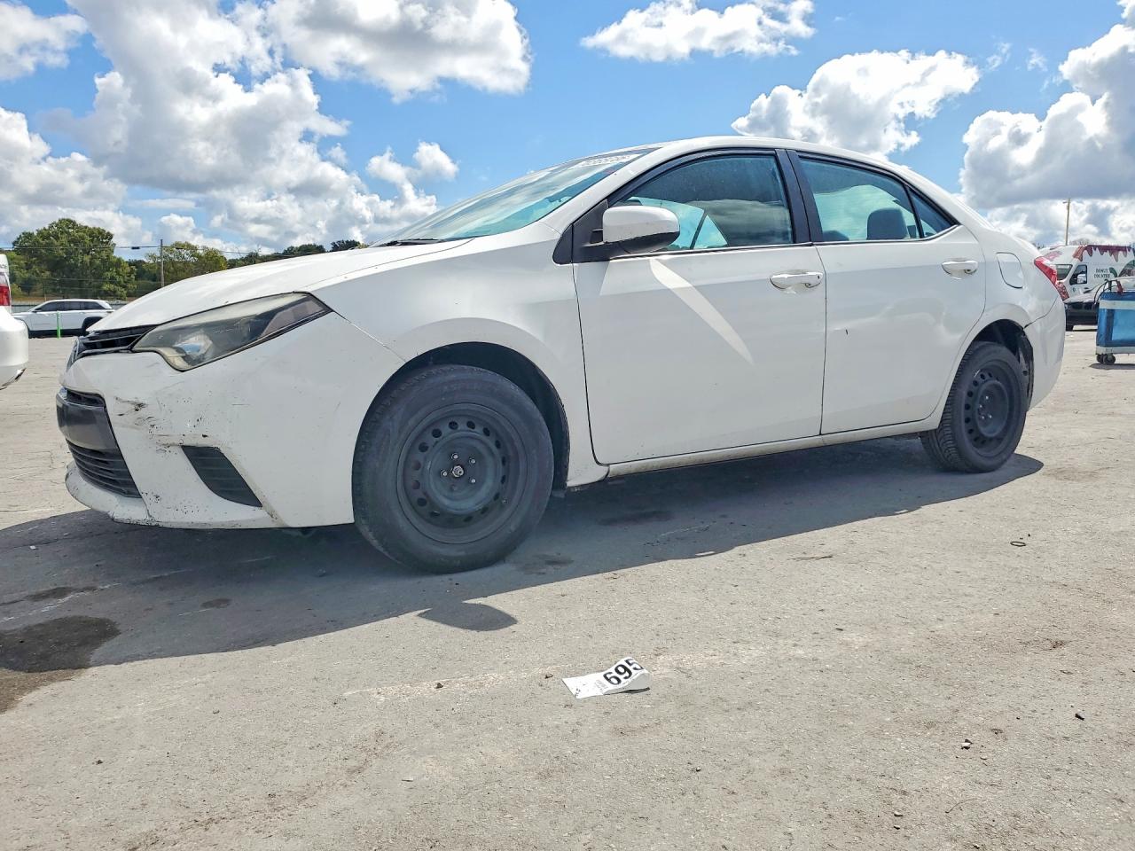 Photo of the 2016 TOYOTA COROLLA LE