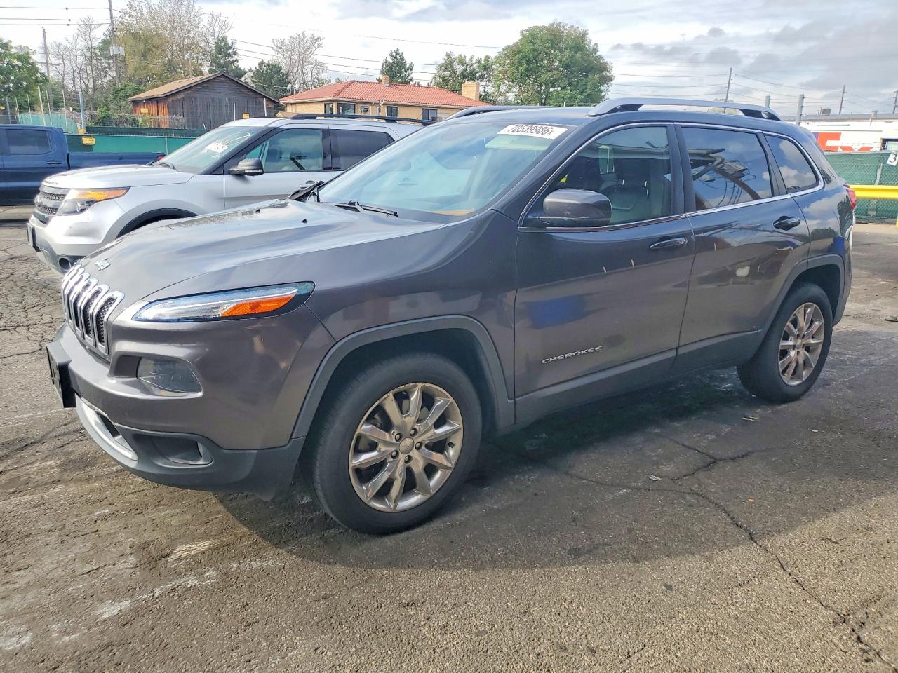 Photo of the 2015 JEEP CHEROKEE LIMITED