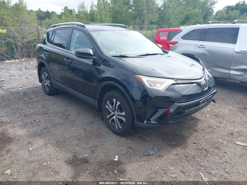 Photo of the 2017 TOYOTA RAV4 LE