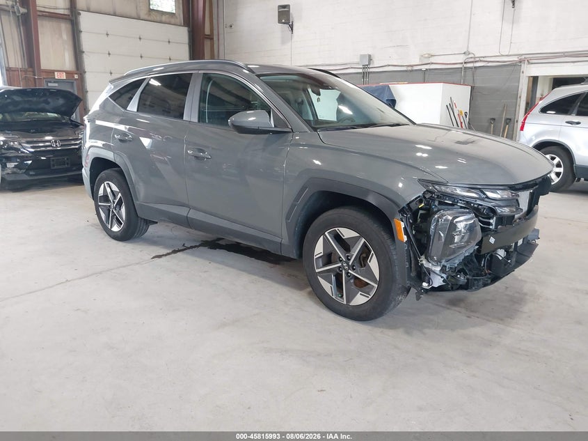 Photo of the 2025 HYUNDAI TUCSON SEL
