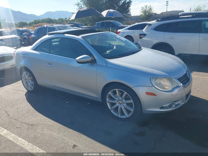Photo of the 2010 VOLKSWAGEN EOS LUX