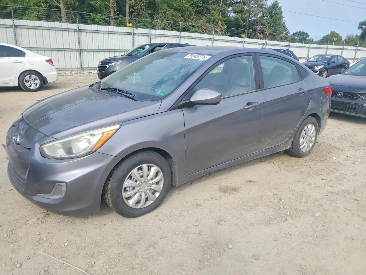 Photo of the 2017 HYUNDAI ACCENT SE