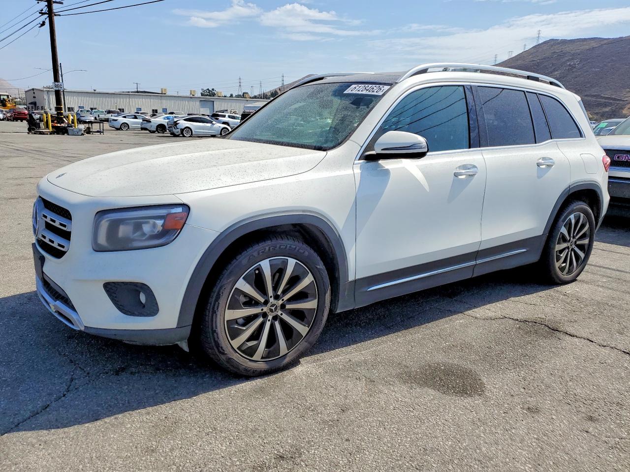 Photo of the 2022 MERCEDES-BENZ GLB 250 4MATIC