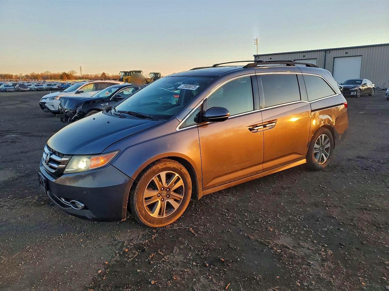 Photo of the 2014 HONDA ODYSSEY TOURING